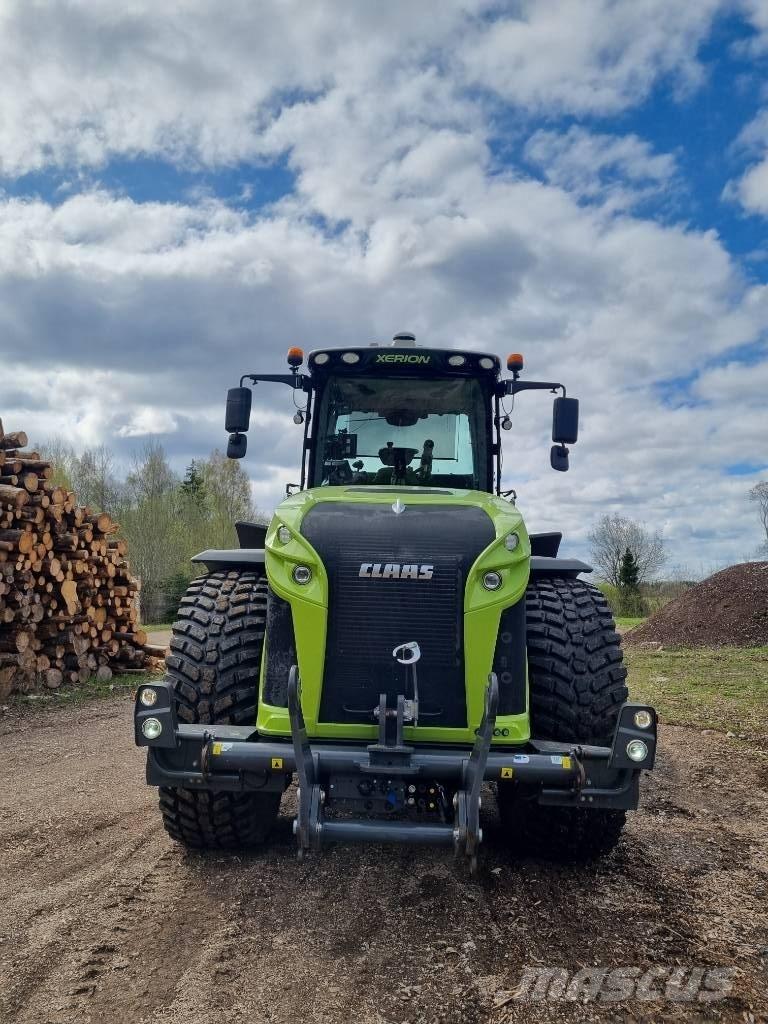 CLAAS XERION 4000VC الجرارات