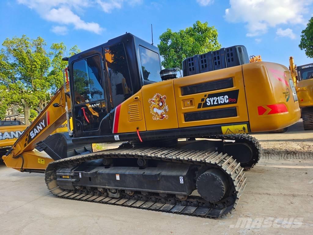 Sany SY 215 C حفارات زحافة