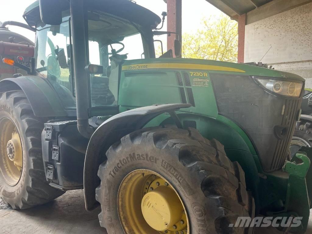 John Deere 7230 R الجرارات