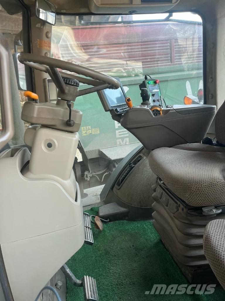John Deere 7230 R الجرارات