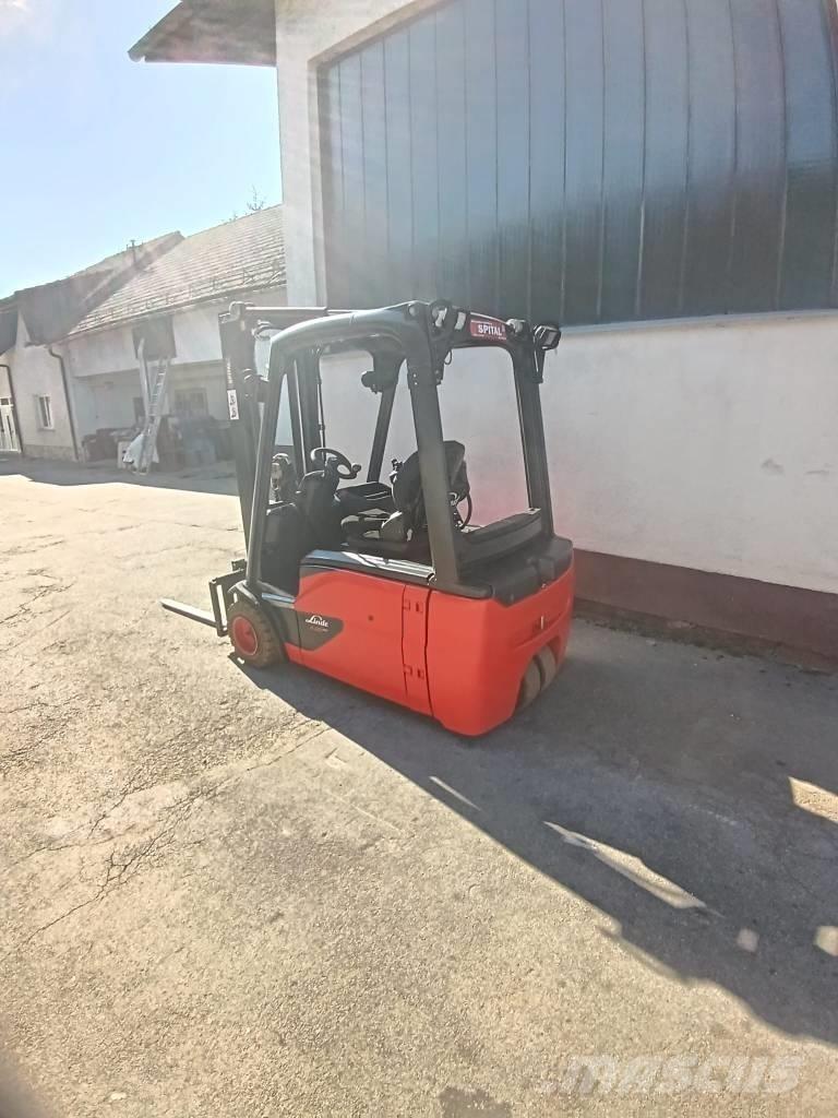 Linde E20L-02-386 شاحنات ذات رافعات شوكية تعمل بالكهرباء