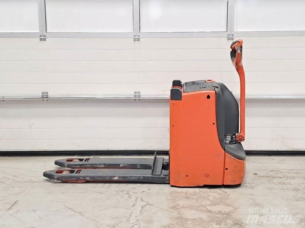 Linde T16L معدات الرفع منخفض المستوى