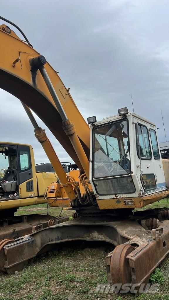 Hyundai Robex 320 LC المسارات والسلاسل والهيكل السفلي