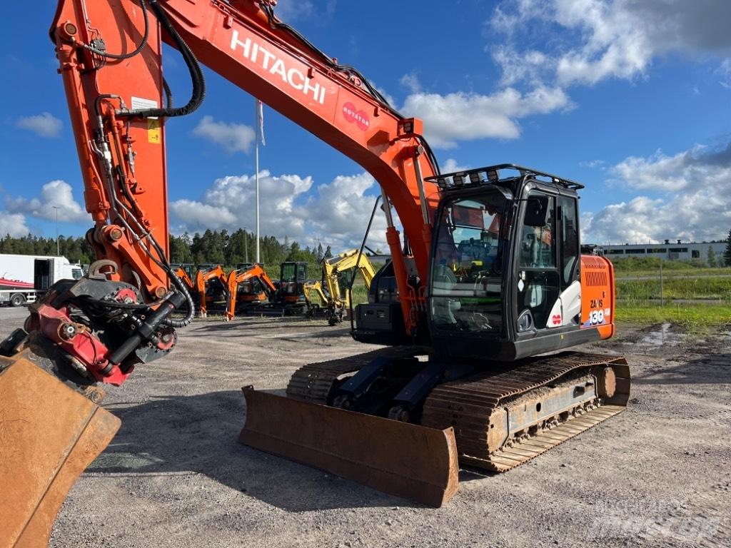 Hitachi ZX 130-6 حفارات زحافة