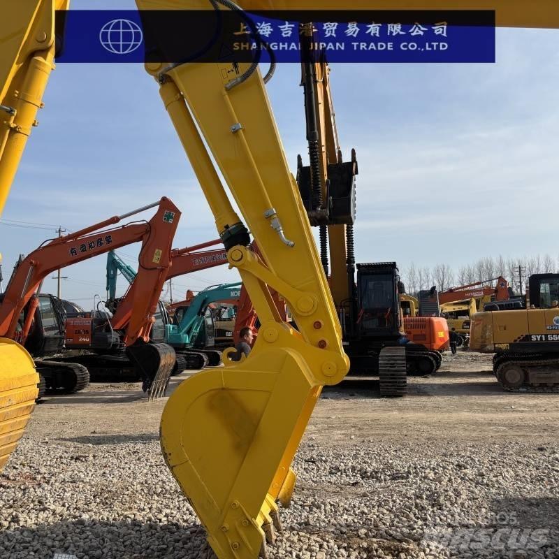 Komatsu PC 240 حفارات زحافة