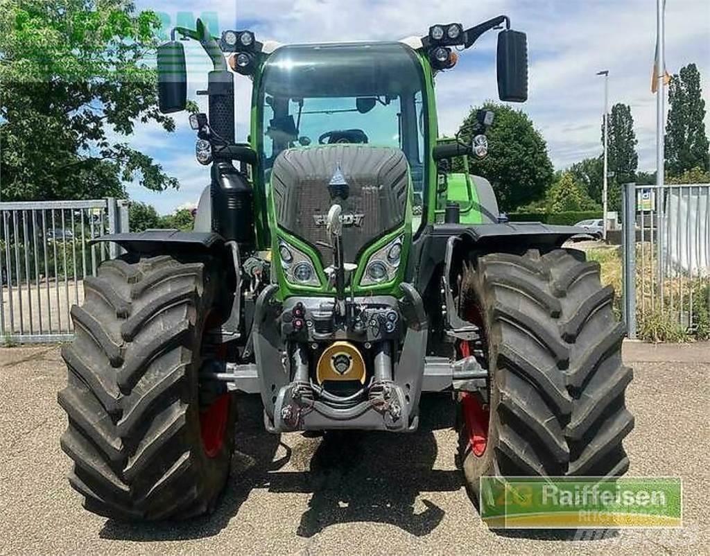Fendt 724 vario الجرارات