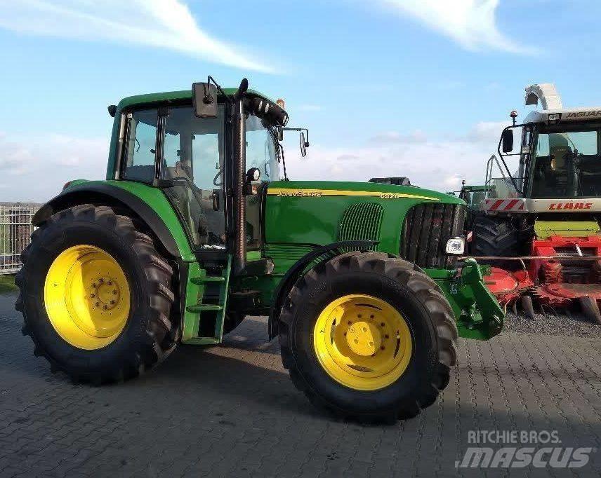John Deere 6920 الجرارات