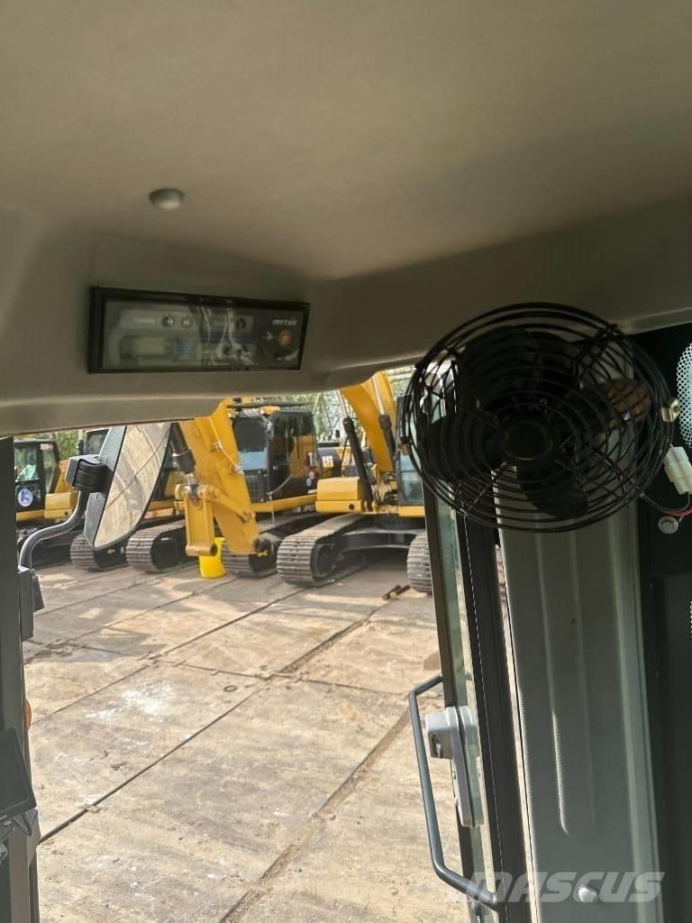 JCB 3 CX لوادر ذات جرافات عكسية