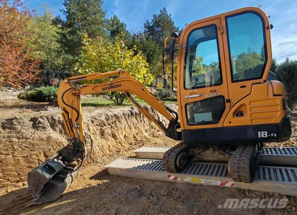 Hyundai R18-9 حفارات صغيرة أقل من 7 طن (حفارات صغيرة)