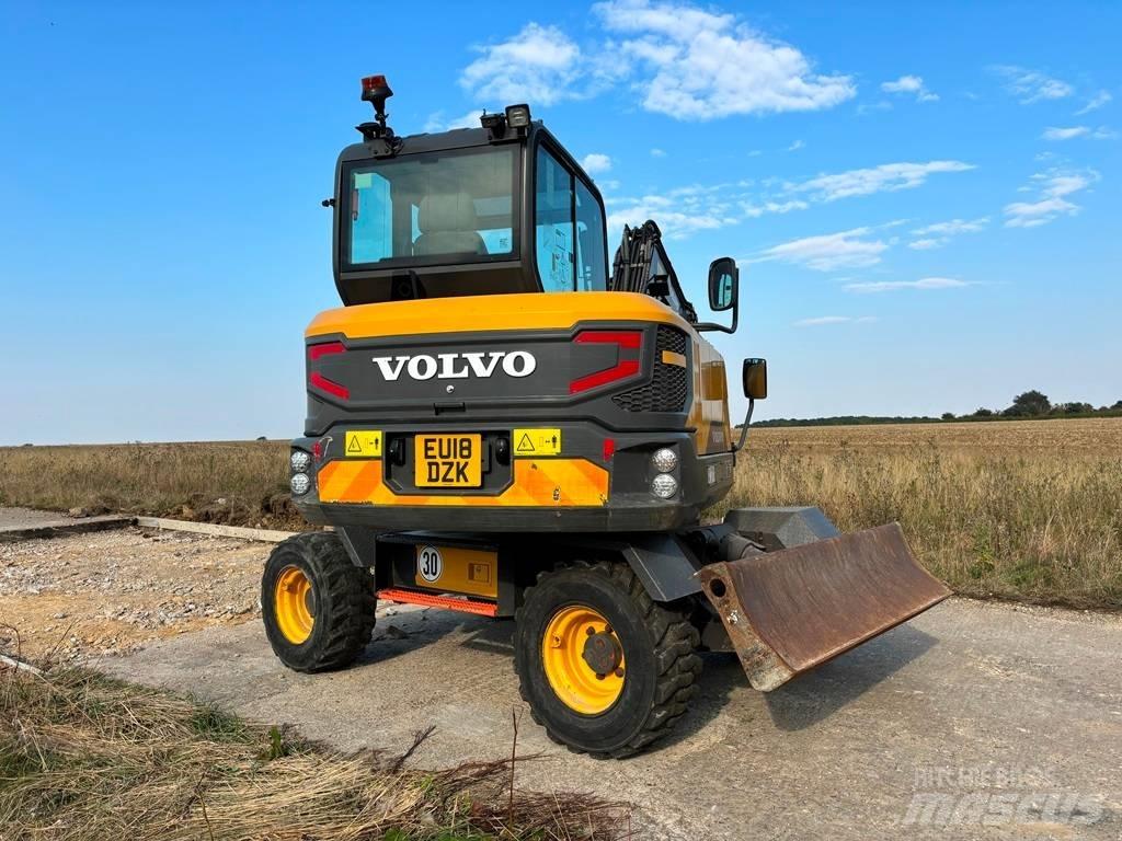 Volvo EW 60 E حفارات بعجل