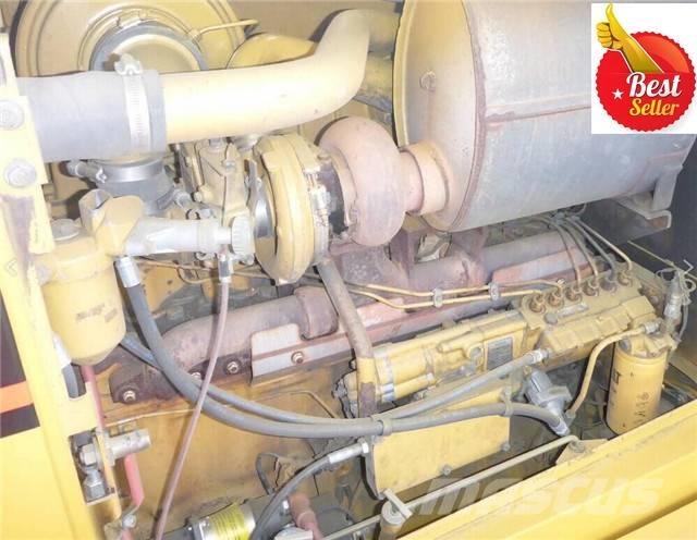 CAT 14 H معدات تمهيد الطرق