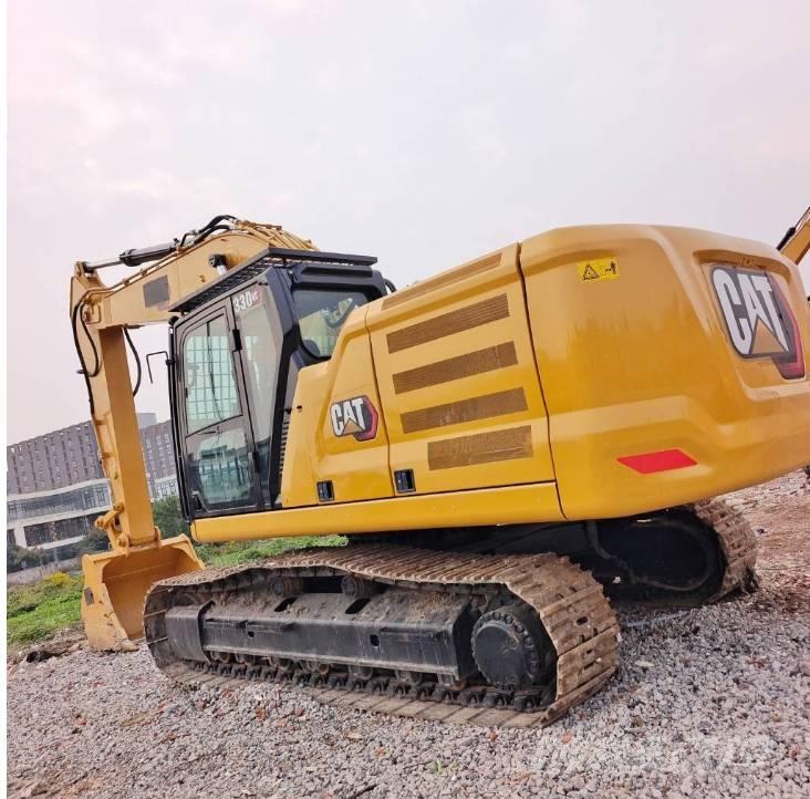 CAT 330 GC حفارات زحافة