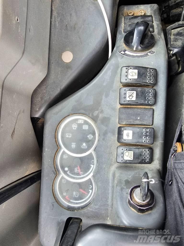 CAT 304 D CR حفارات صغيرة أقل من 7 طن (حفارات صغيرة)