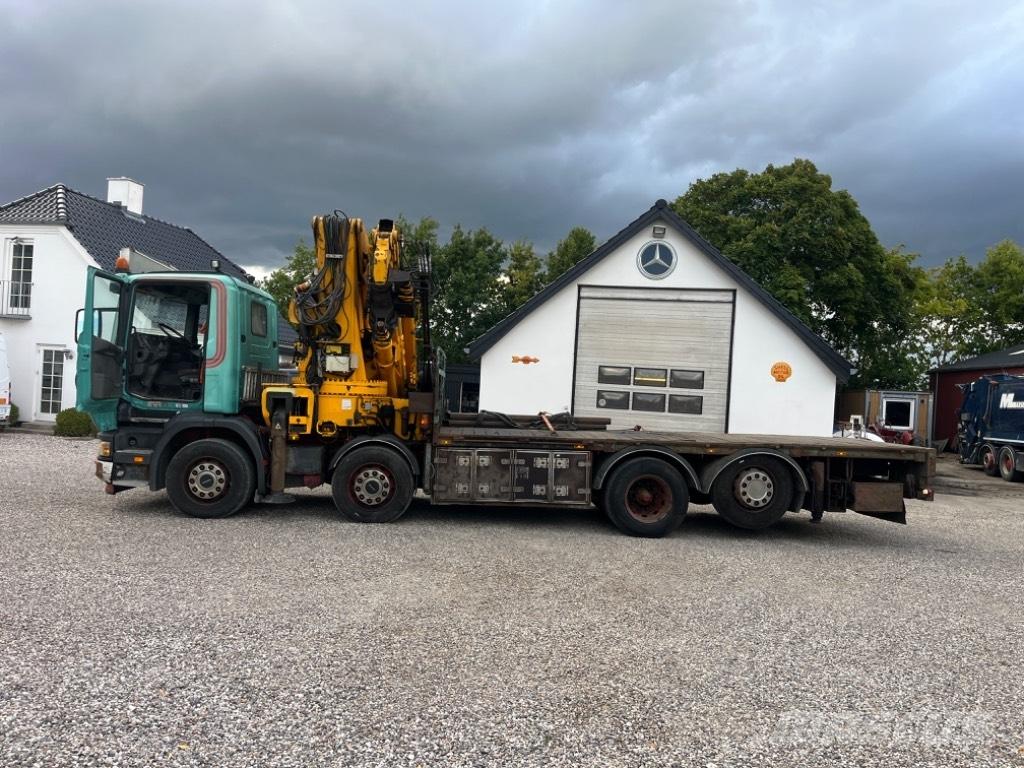 Scania 124 G 420 شاحنات الرافعات