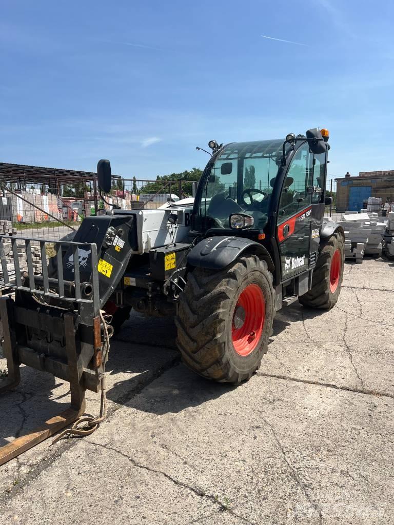 Bobcat TL 38.70 HF مناولات متداخلة