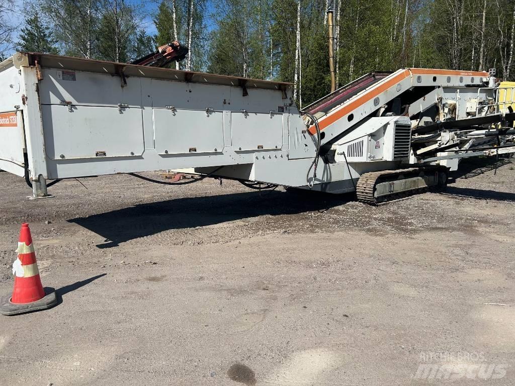 Metso ST 358 أجهزة فحص متنقلة