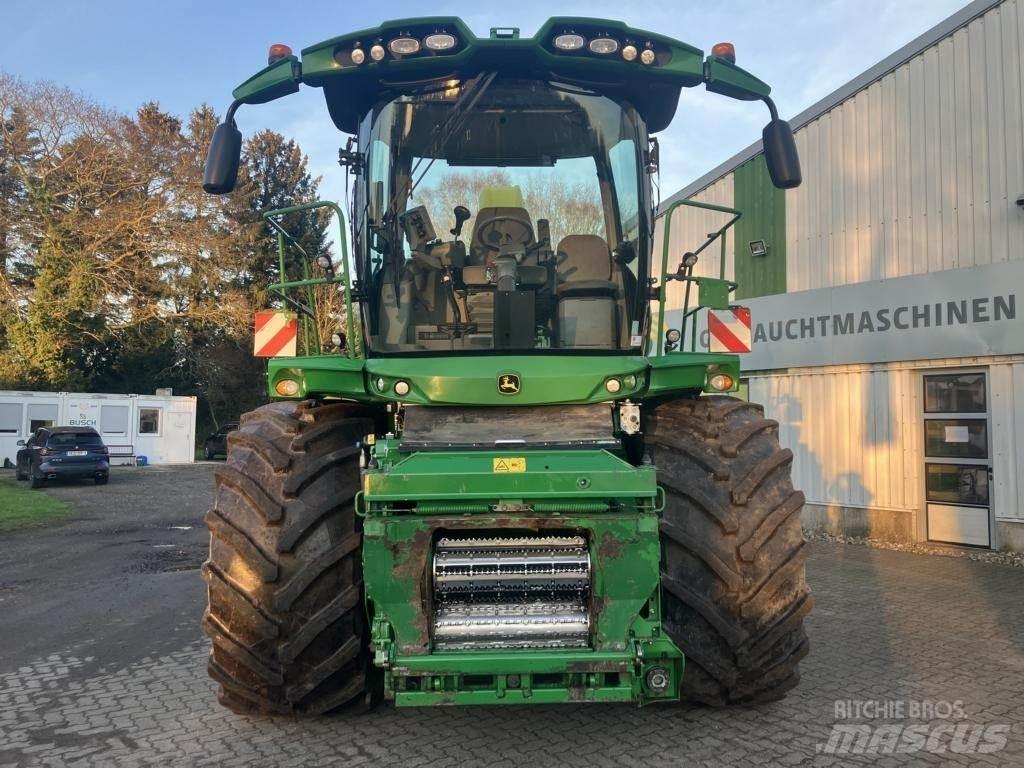 John Deere 8600 حصادات الأعلاف