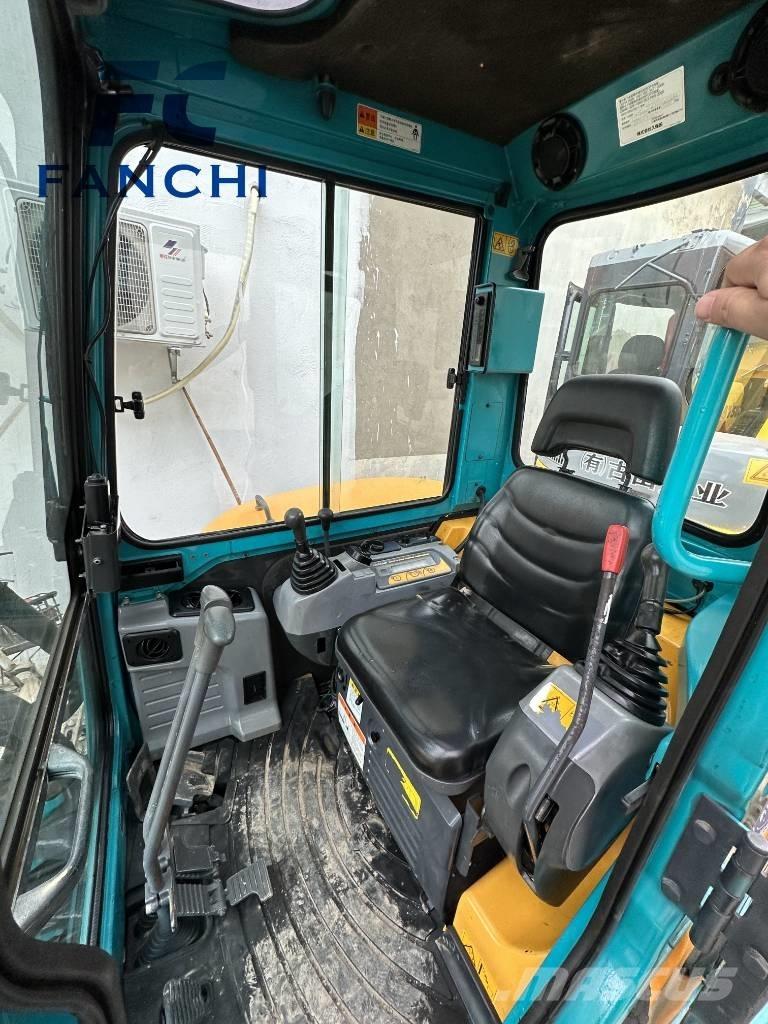 Kubota KX 155 حفارات صغيرة أقل من 7 طن (حفارات صغيرة)