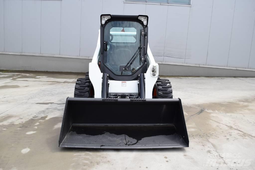 Bobcat S 650 لوادر انزلاقية التوجيه