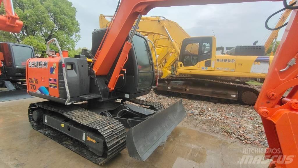 Hitachi ZX 70 حفارات صغيرة أقل من 7 طن (حفارات صغيرة)