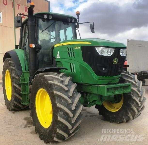 John Deere 6150 M الجرارات