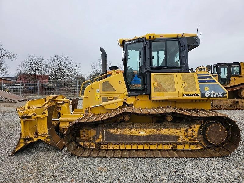 Komatsu D 61 PX-23 بلدوزرات مجنزرة