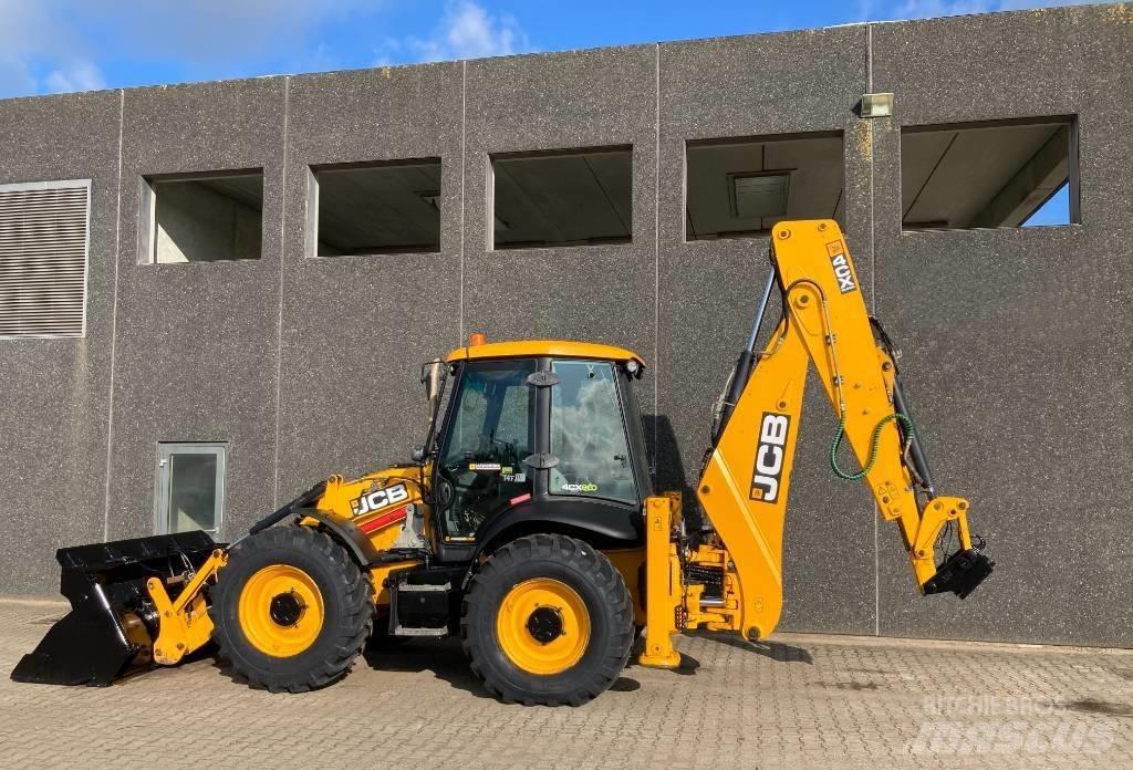 JCB 4 CX لوادر ذات جرافات عكسية