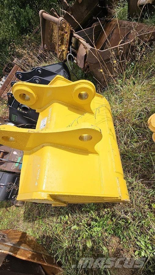 Komatsu PC200 دلاء