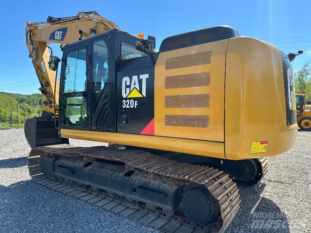 CAT 320 FL 2017 حفارات زحافة