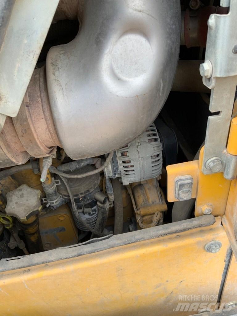 John Deere 850k WLT بلدوزرات مجنزرة