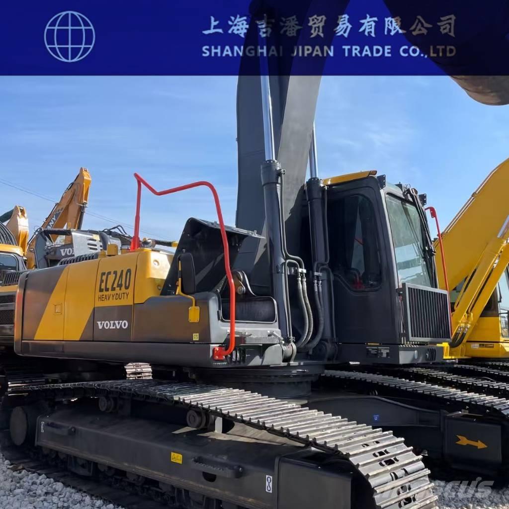 Volvo EC 240 حفارات زحافة