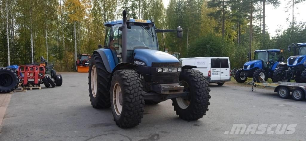 New Holland TM 165 الجرارات