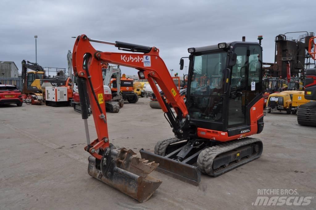 Kubota KX 027-4 حفارات صغيرة أقل من 7 طن (حفارات صغيرة)