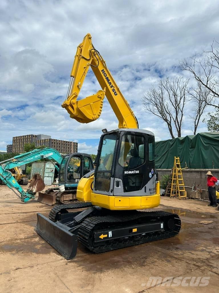Komatsu PC 78 US-6N0 حفارات زحافة
