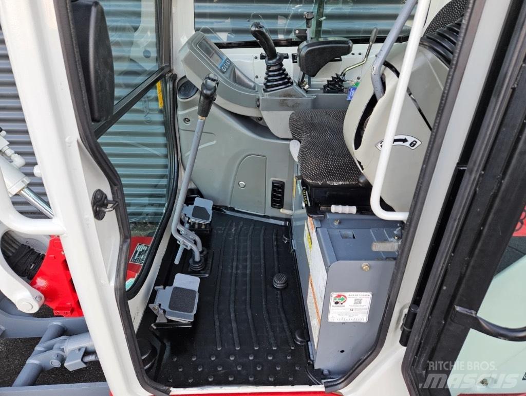 Takeuchi TB 216 حفارات صغيرة أقل من 7 طن (حفارات صغيرة)