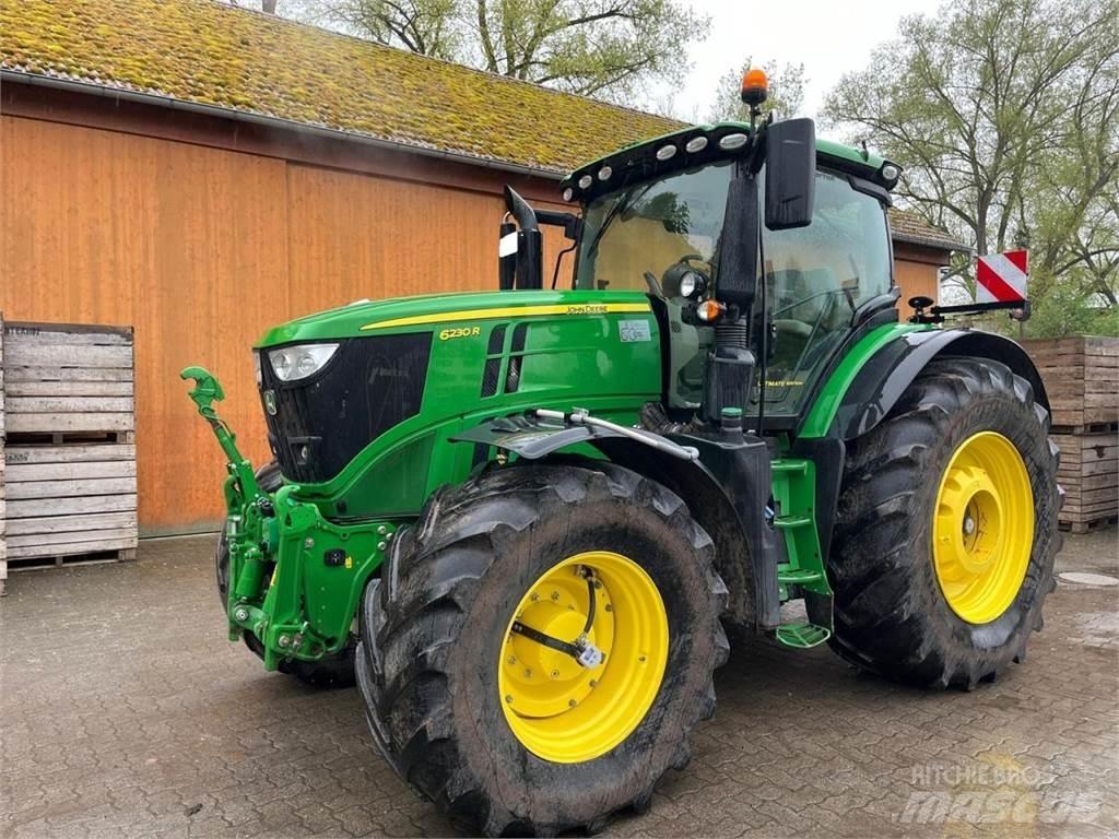 John Deere 6230R الجرارات