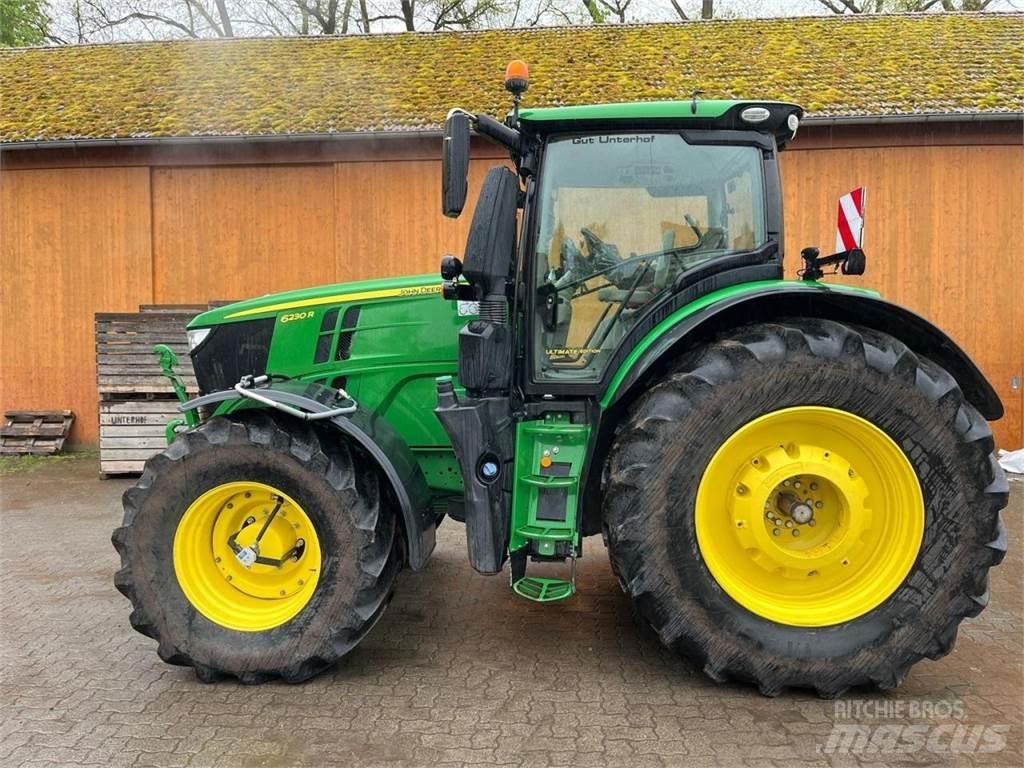 John Deere 6230R الجرارات