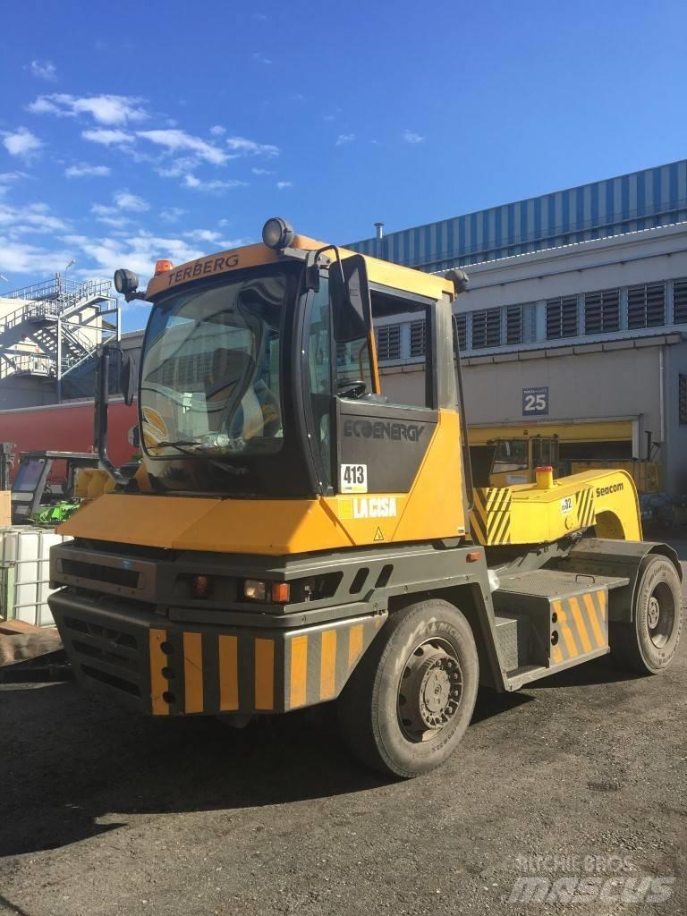 Terberg RT222 جرارات صالات المطارات