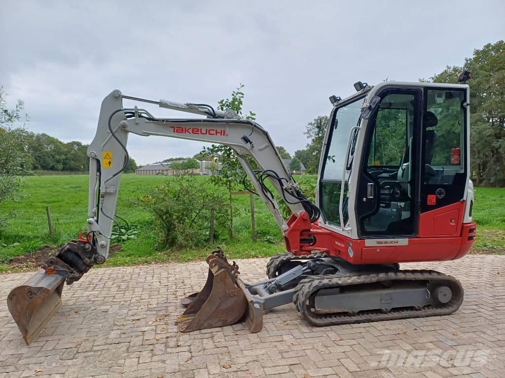 Takeuchi TB 230 حفارات صغيرة أقل من 7 طن (حفارات صغيرة)