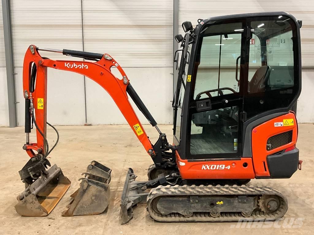 Kubota KX 019-4 حفارات صغيرة أقل من 7 طن (حفارات صغيرة)