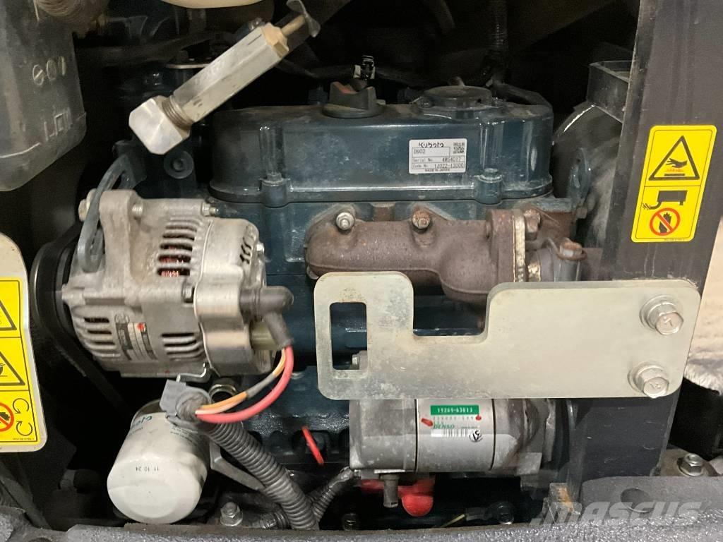 Kubota KX 019-4 حفارات صغيرة أقل من 7 طن (حفارات صغيرة)