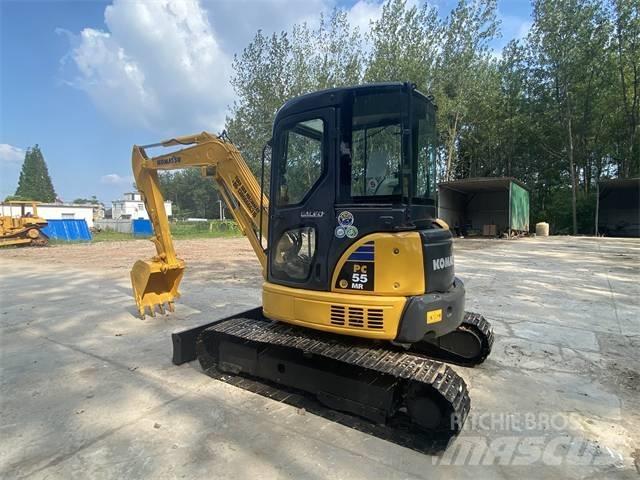 Komatsu PC55 حفارات زحافة