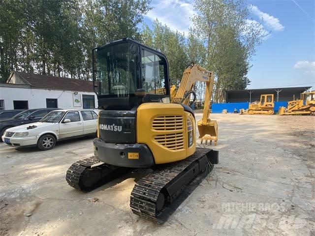 Komatsu PC55 حفارات زحافة