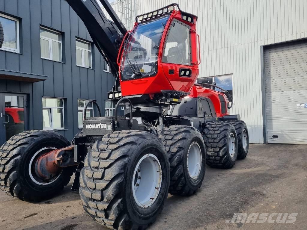 Komatsu 931 XC حصادات
