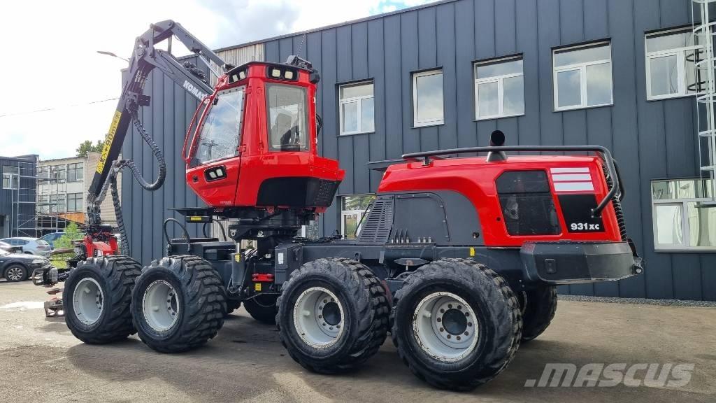 Komatsu 931 XC حصادات