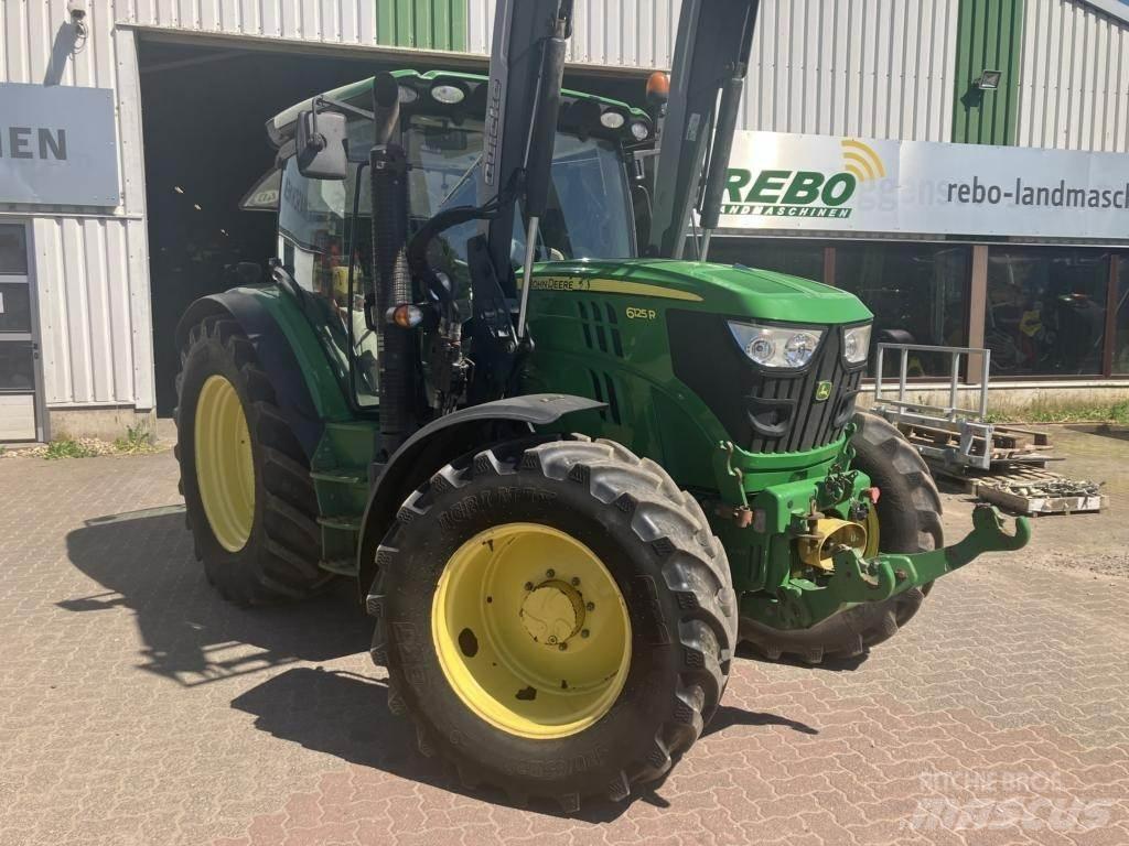 John Deere 6125R الجرارات