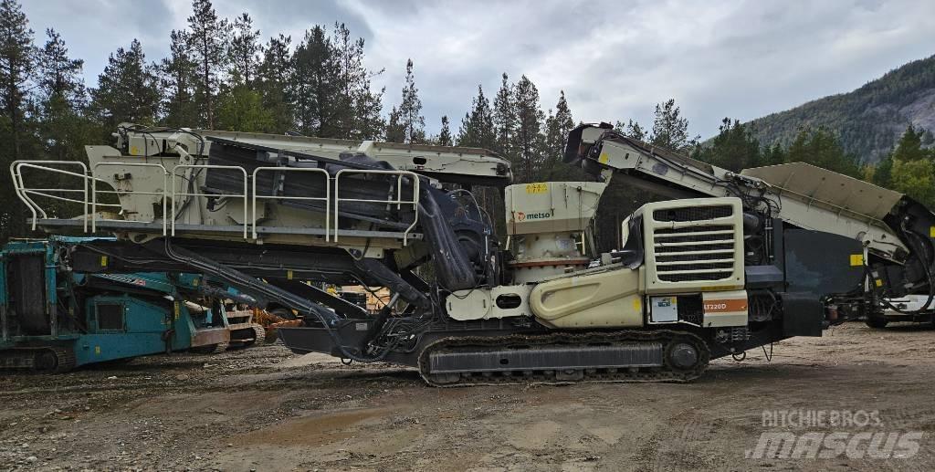 Metso LT 220 D الكسارات المتنقلة