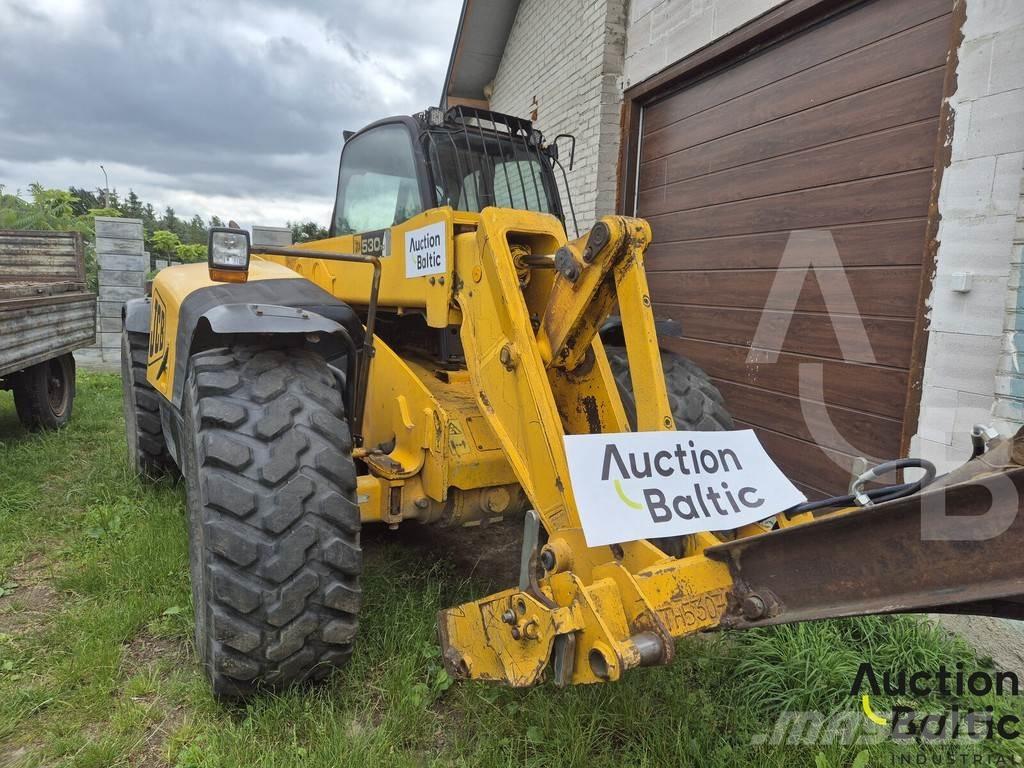 JCB 530-70 مناولات متداخلة