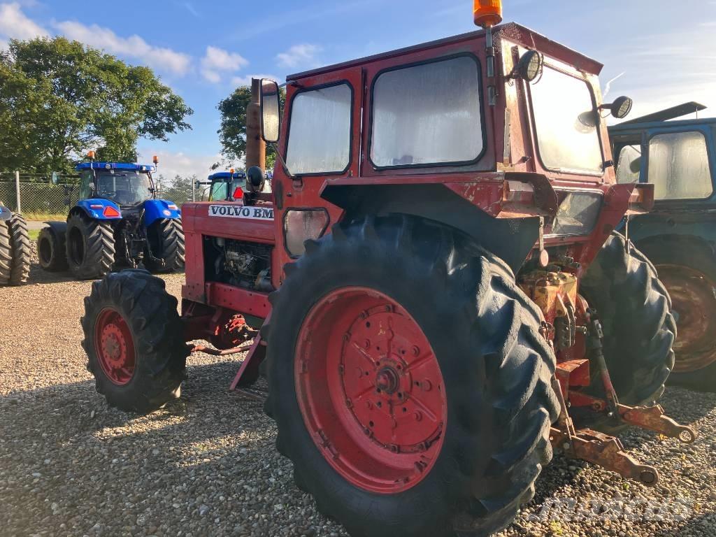 Volvo BM 814A الجرارات