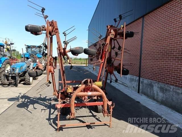 Kuhn GF8501 MH مكابس وميبسات التبن